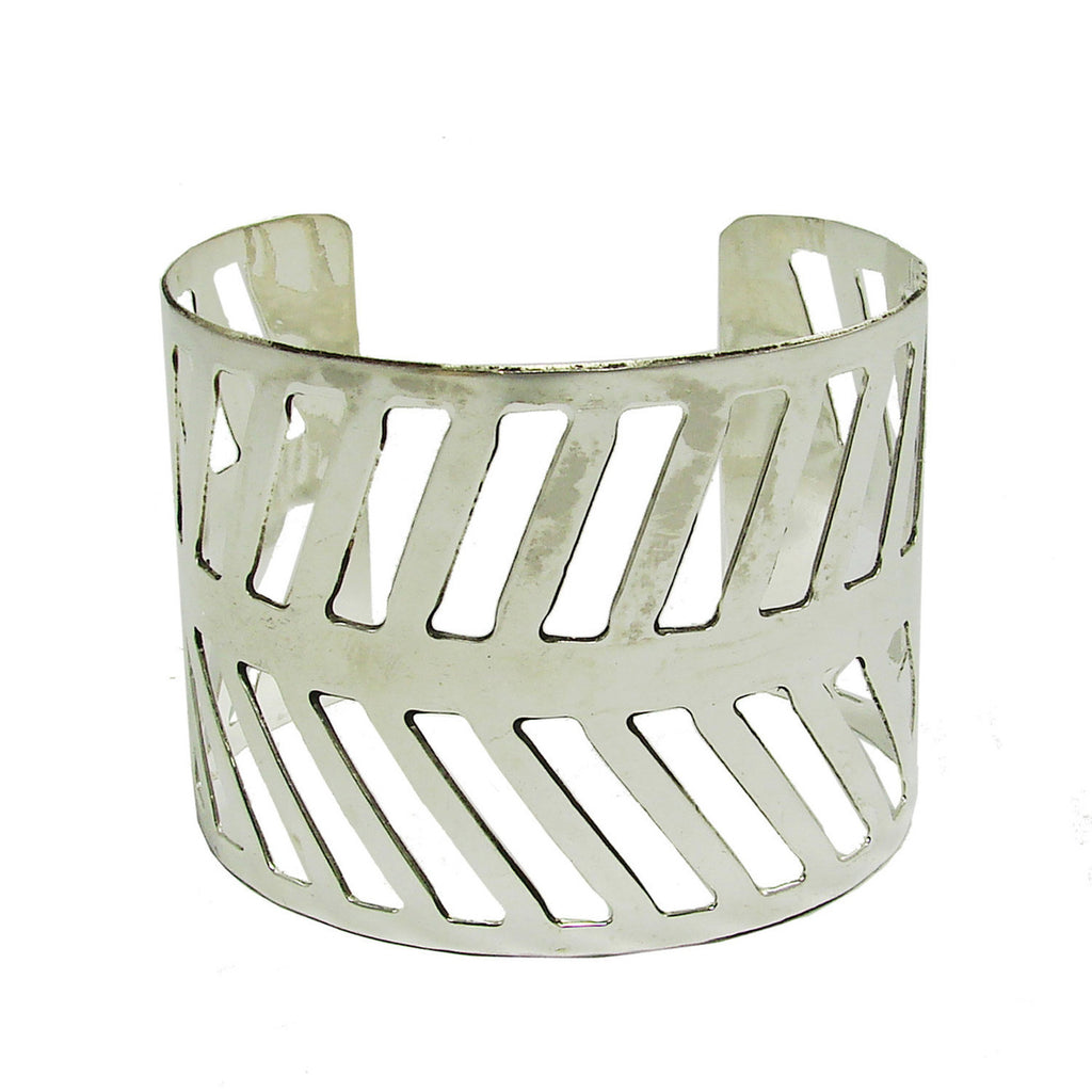 Chevron Path Cuff - silver - WorldFinds