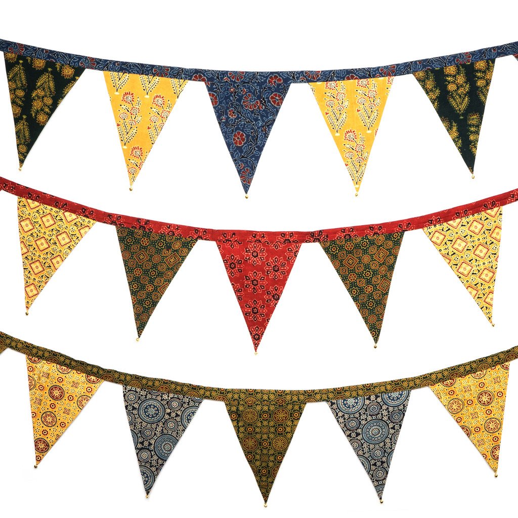 Handcrafted Fabric 'Afternoon Bunting' 92-inch Garland - Matr Boomie (H)